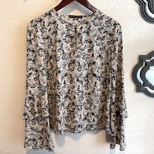 Harlow & Graham Bell Sleeve Top